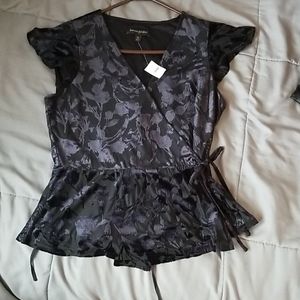 Banana Republic Velvet Wrap Top NWT Never Worn